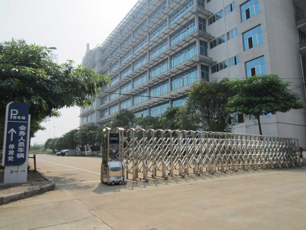 伸缩门 电动门 英龙