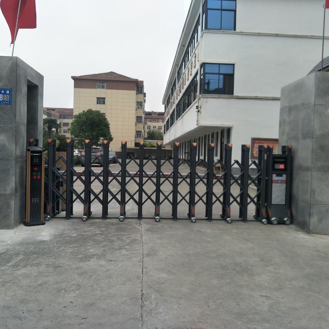 伸缩门 英龙智能 电动门